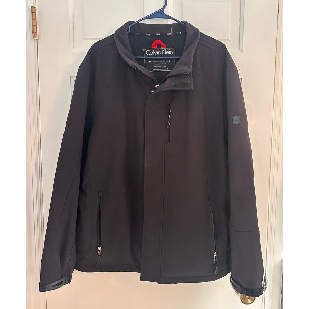 Calvin Klein Black Soft Shell Performance JacketWind Phone pocket  4-Way Stretch